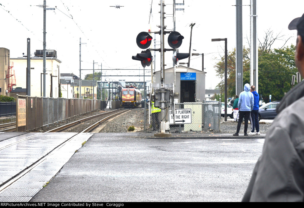 Railfans Waiting for Electric Engines to pass by.